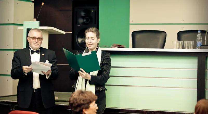 Вручение дипломов ведущим профессионалам