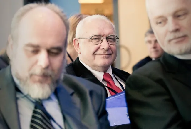 Работа участников съезда