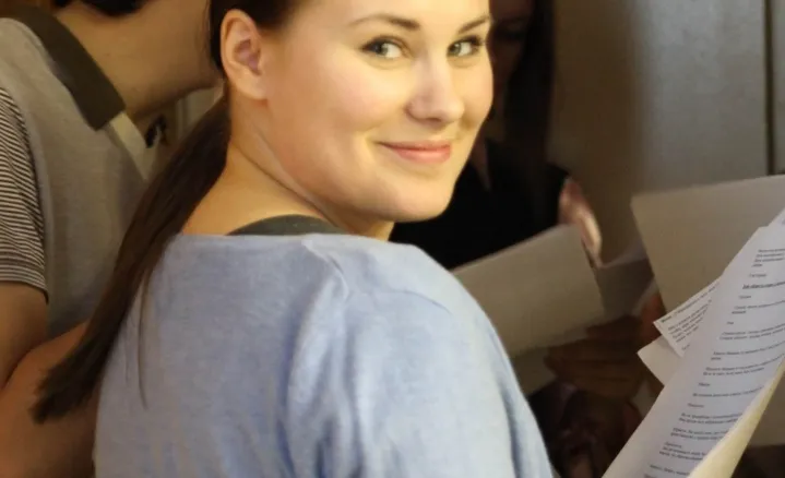 Роли исполняли...