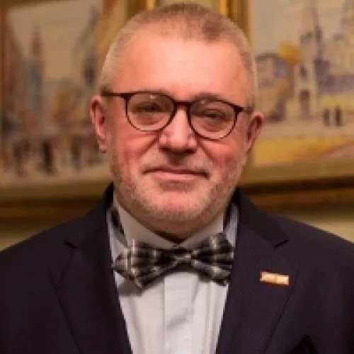 Макаров Виктор Викторович