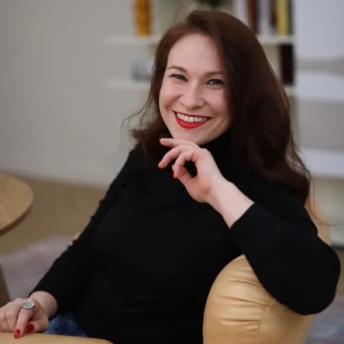 Плотникова Евгения Александровна