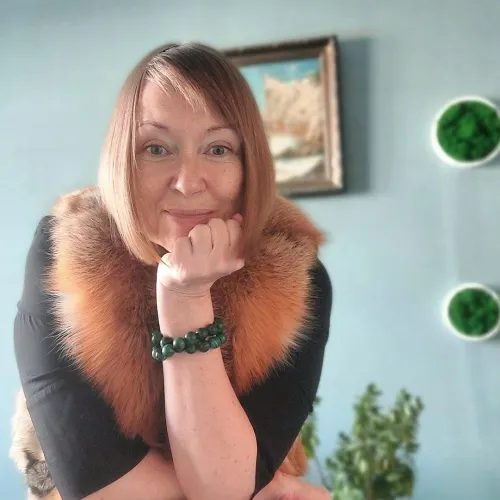 Пляс Елена Адольфовна