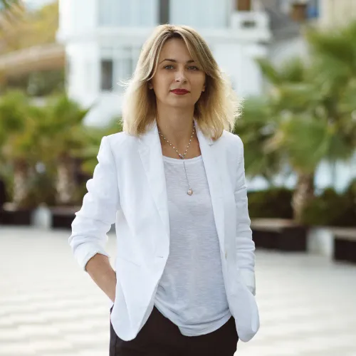 Азаренкова Анна Викторовна